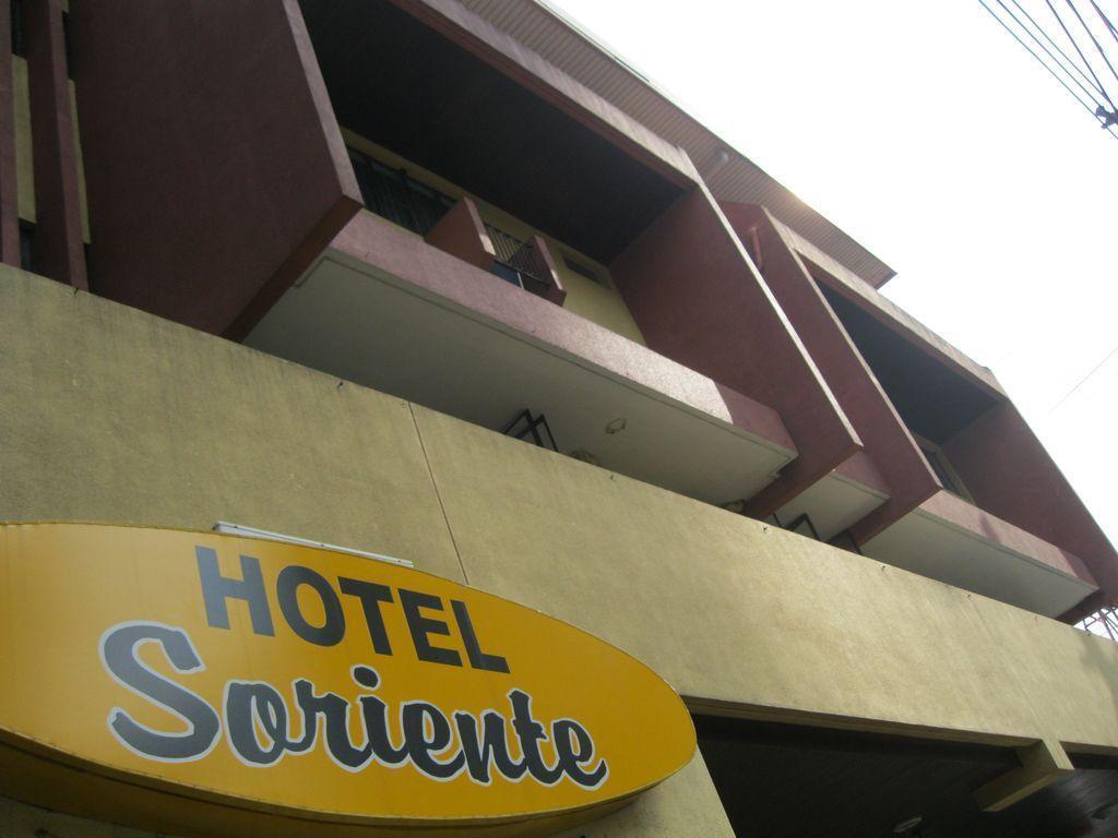 Hotel Soriente Manille Extérieur photo